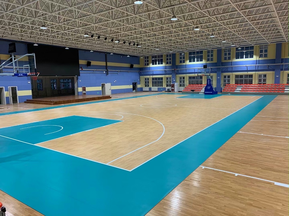 英利奥多层复合PVC地板-运动地板